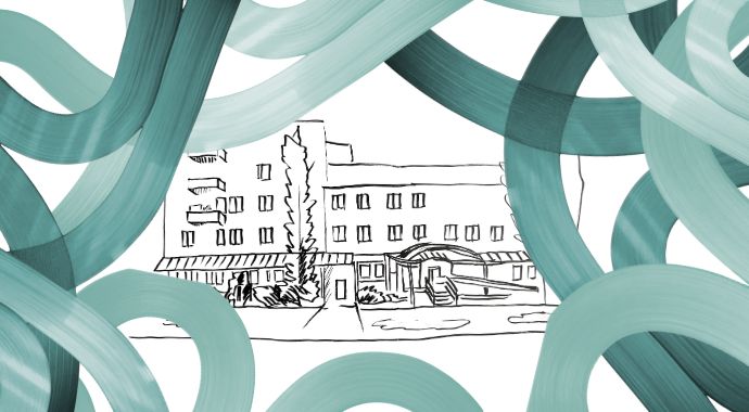 En svartvit teckning av en större byggnad med många fönster och en entré med trappa. Runt teckningen finns breda, svepande penseldrag i turkost och grönt som ramar in motivet.