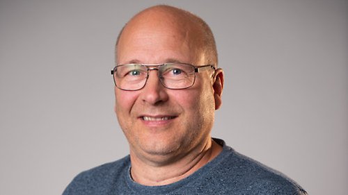 Porträttbild på Jörgen Svensson