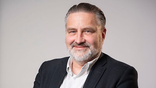 Porträttbild på Mikael Ferm