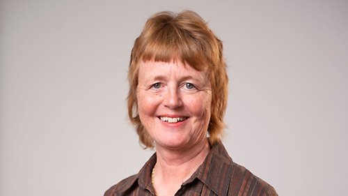 Porträttbild på Lisbet Gibson